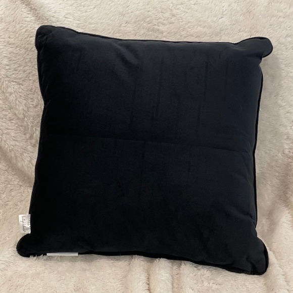 Gnome BOO Truck Pillow - Picture 5 of 5